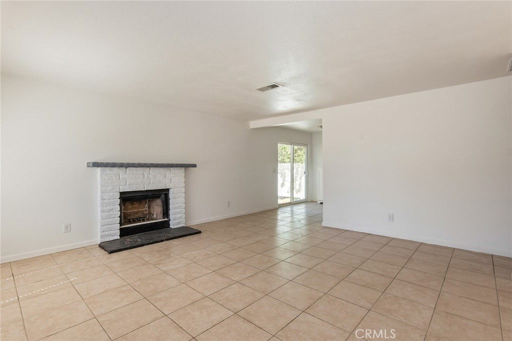 40712 179th E Property Photo 11
