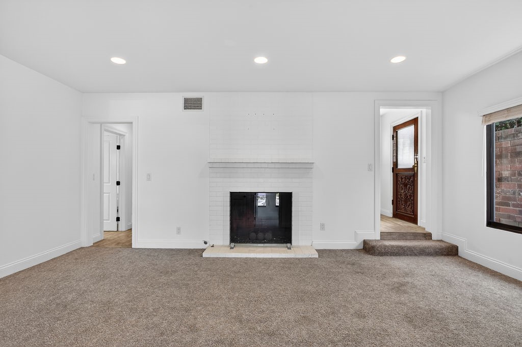 2137 Channel Property Photo 12