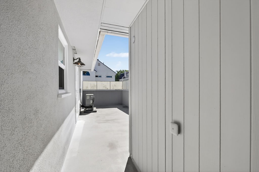2137 Channel Property Photo 23