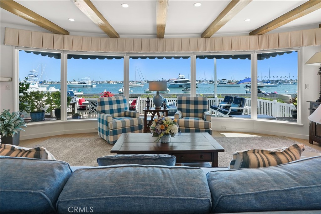 700 S Bay Front Property Photo 5