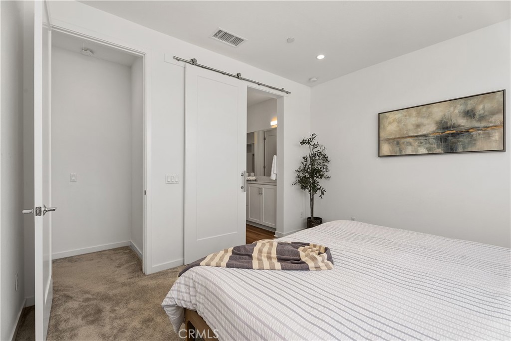 117 Placemark Property Photo 18