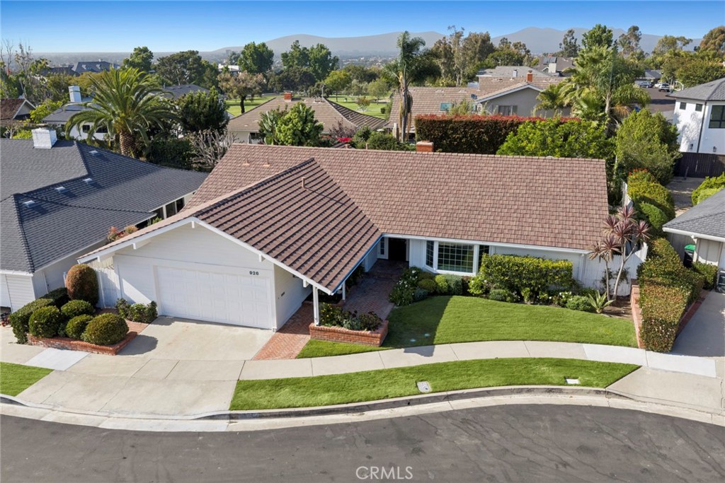 926 Bellis Street Property Photo 1