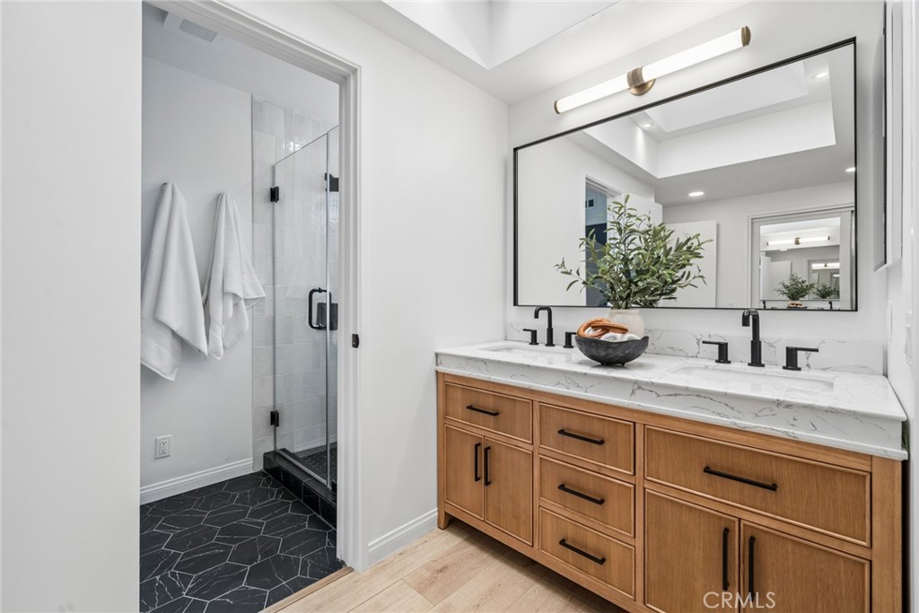 926 Bellis Street Property Photo 13