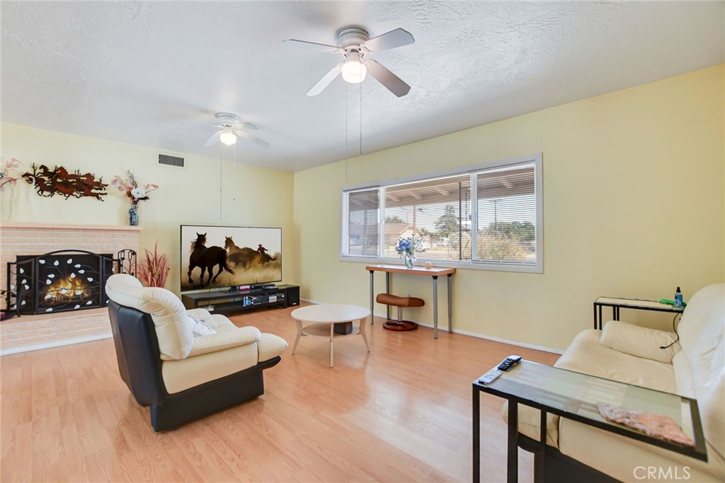 14347 Willow Property Photo 7