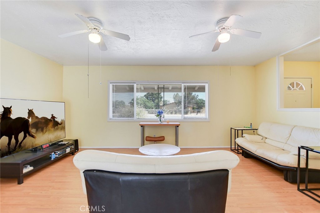 14347 Willow Property Photo 8