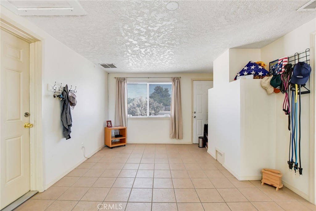 14347 Willow Property Photo 19
