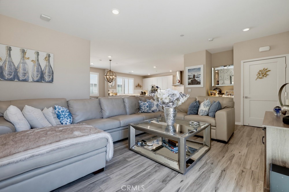 108 Tribeca Property Photo 28