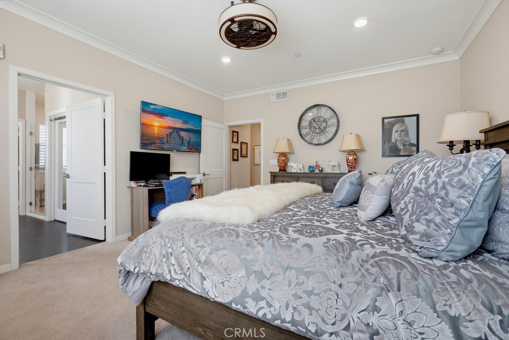 108 Tribeca Property Photo 34