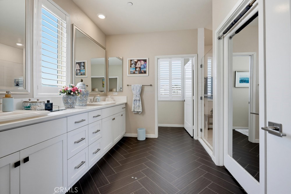 108 Tribeca Property Photo 36