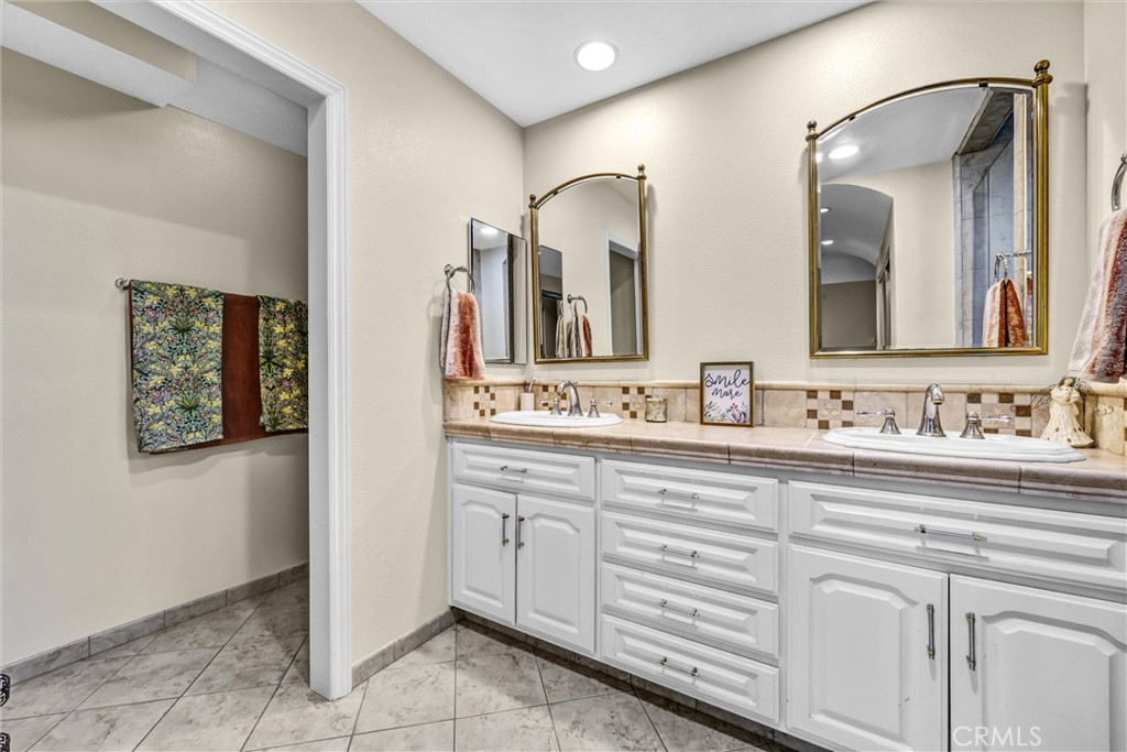 49 Pinewood Property Photo 21
