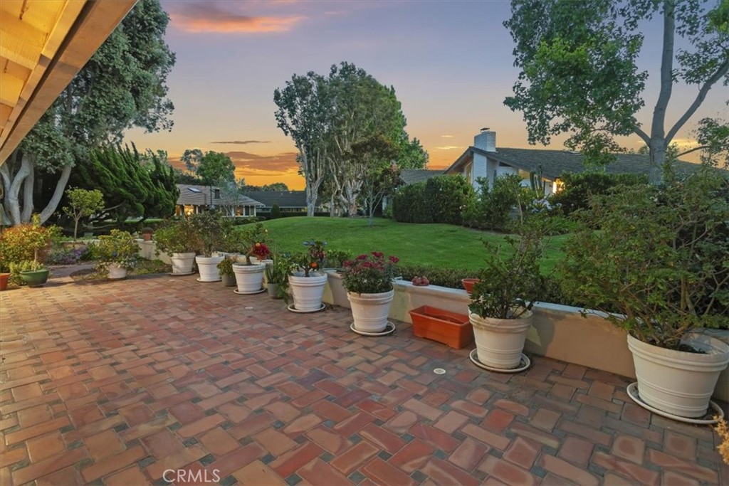 537 Vista Grande Property Photo 34