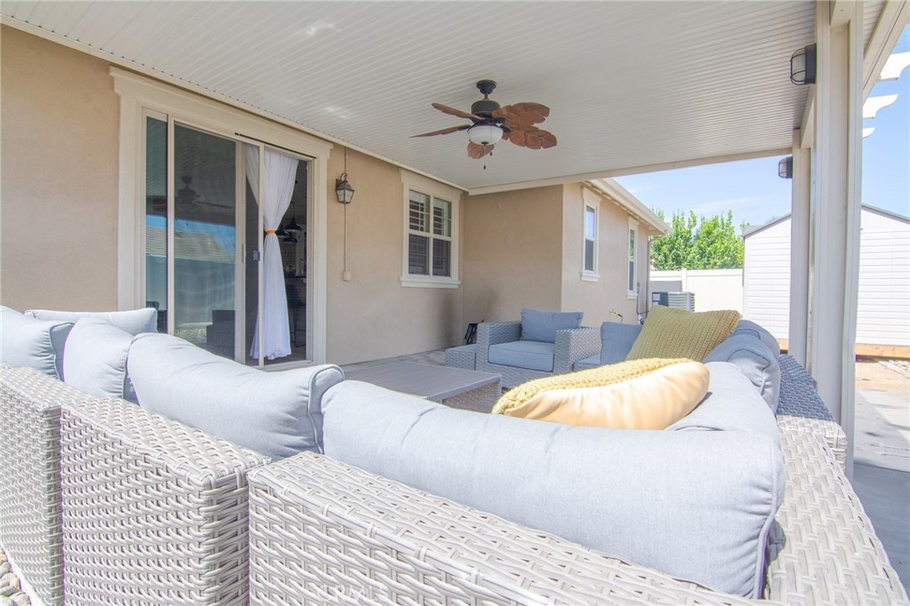 2056 Caltha Way Property Photo 13