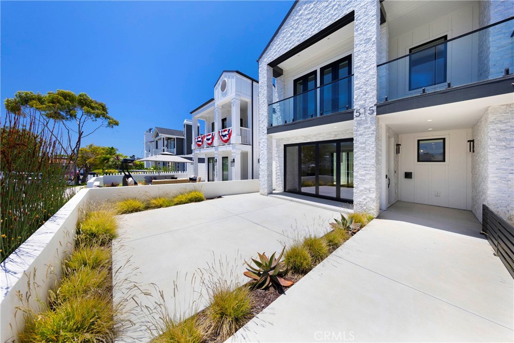 515 Jasmine Property Photo 4