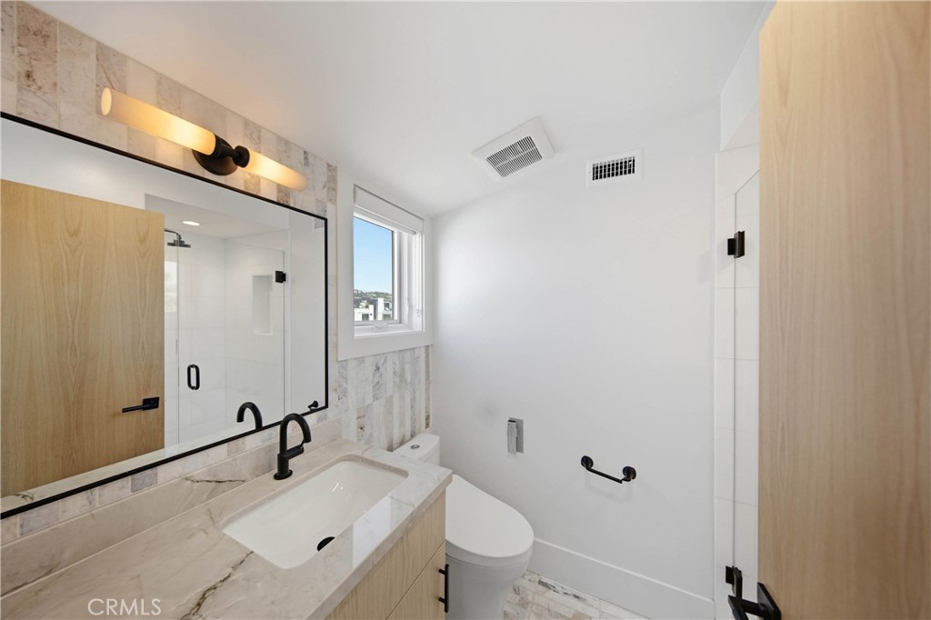 515 Jasmine Property Photo 24