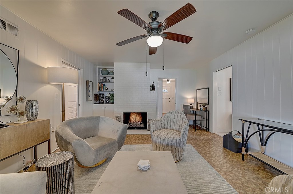 444 N Shattuck Place Property Photo 47