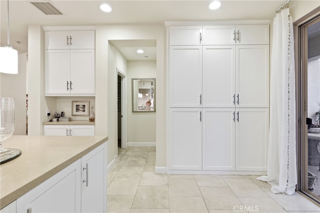 23 Vantis Property Photo 10