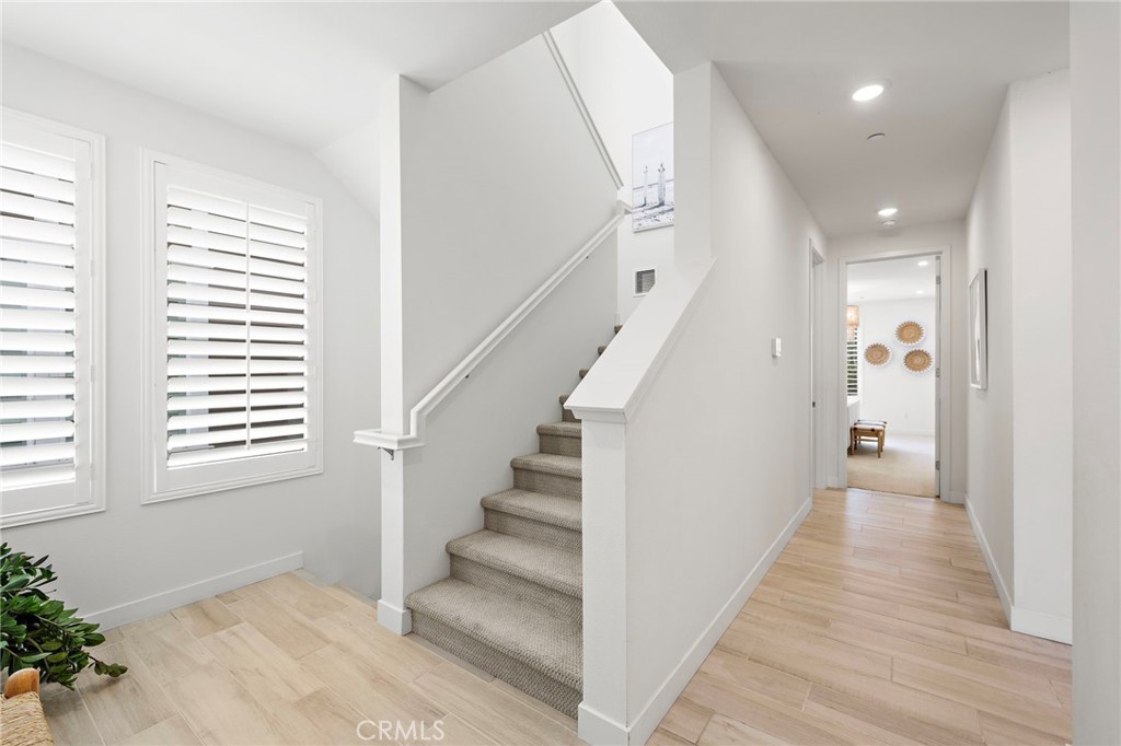 2046 Doheny Way Property Photo 6