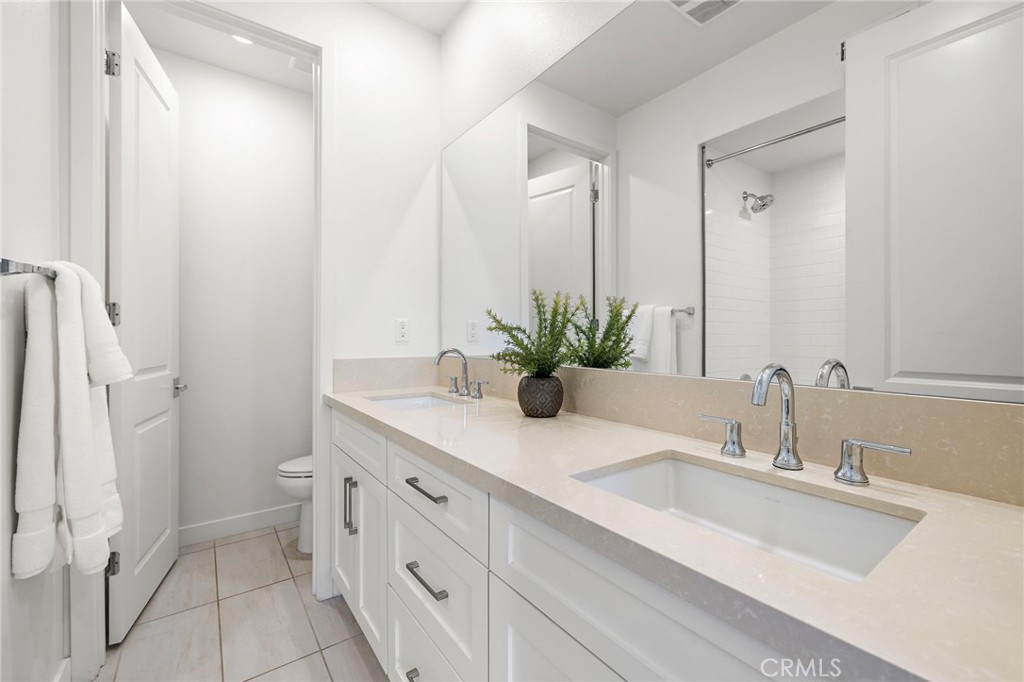 2046 Doheny Way Property Photo 22