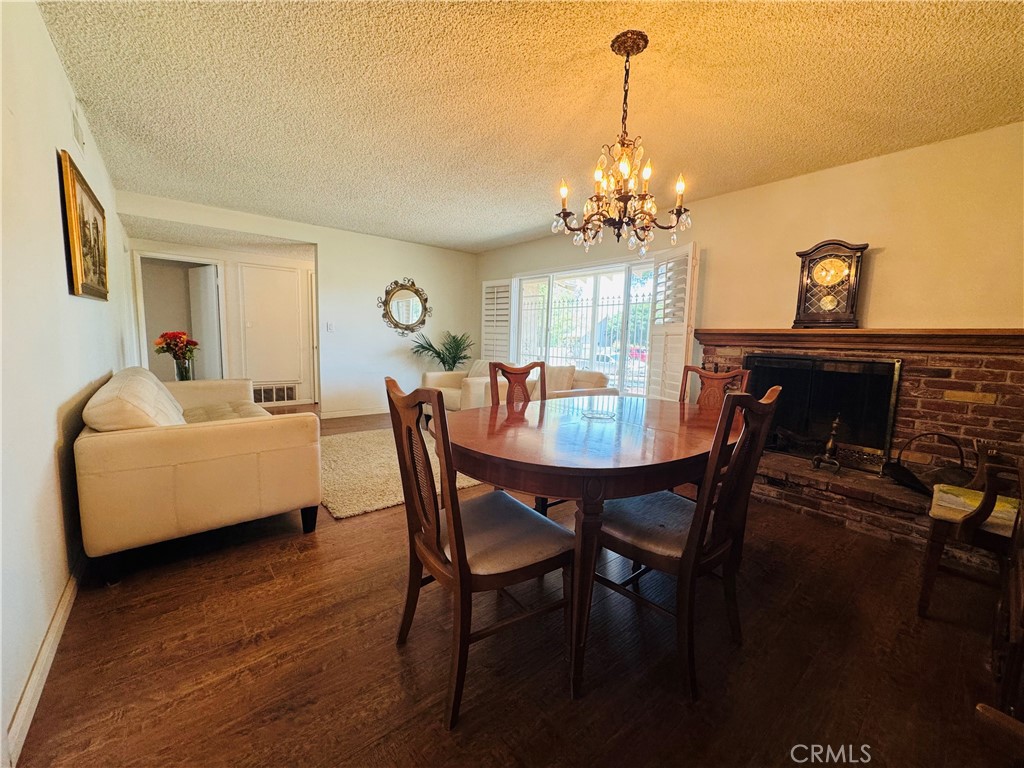 320 S Victoria Property Photo 4