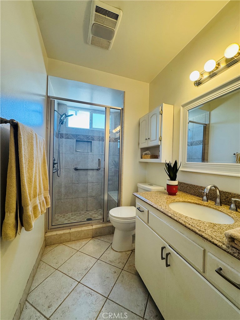 320 S Victoria Property Photo 13