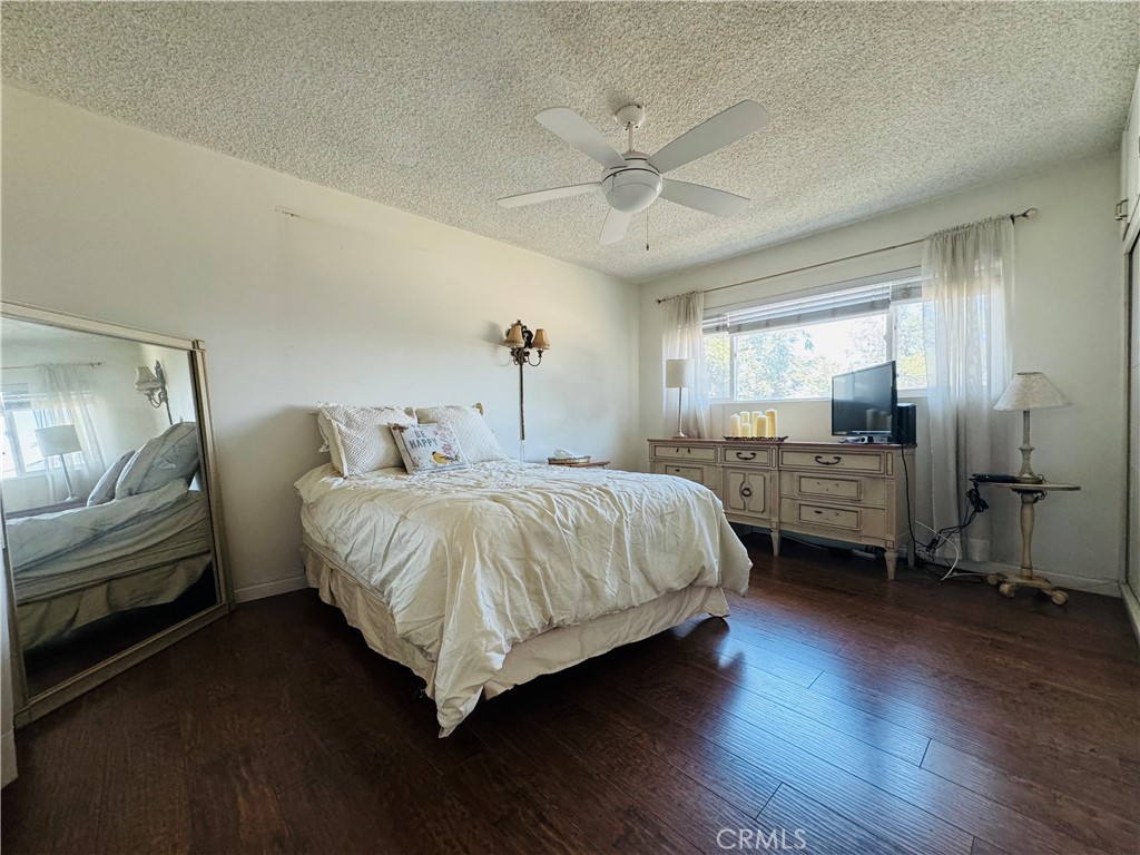 320 S Victoria Property Photo 14