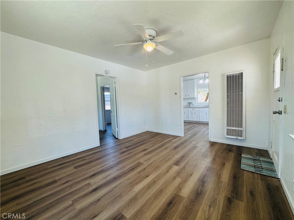 320 S Victoria Property Photo 21