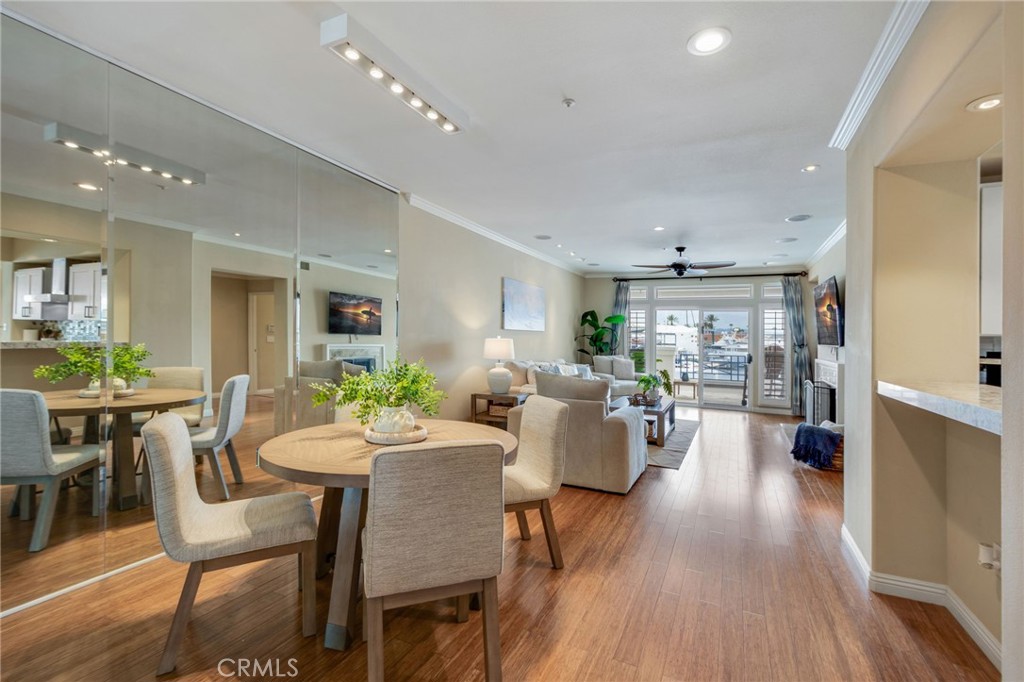 2600 213 Newport Property Photo 3
