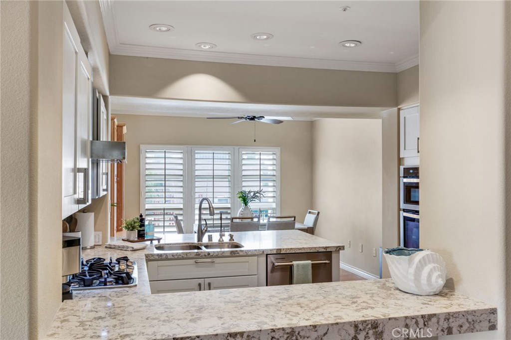 2600 213 Newport Property Photo 14