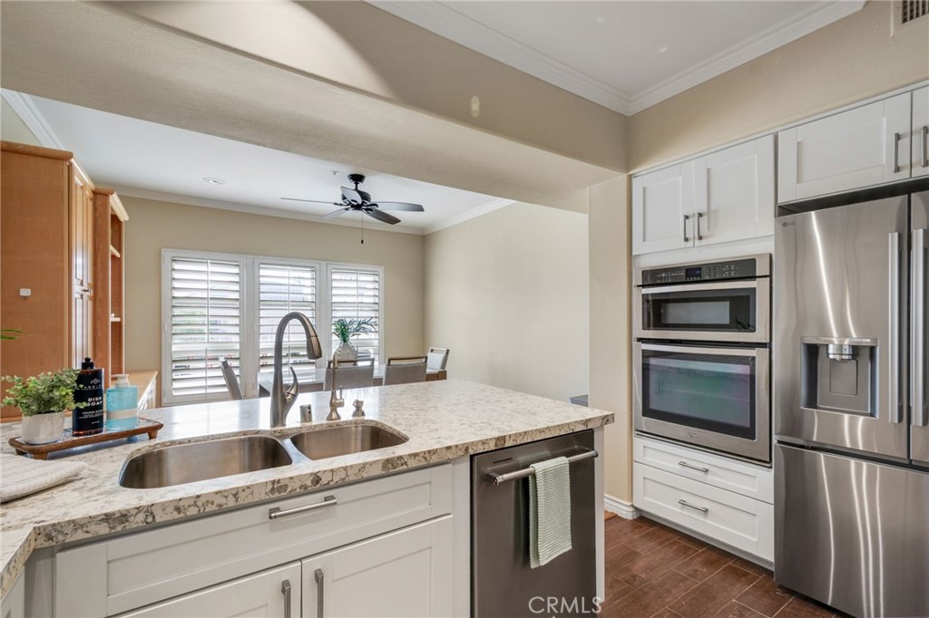 2600 213 Newport Property Photo 17