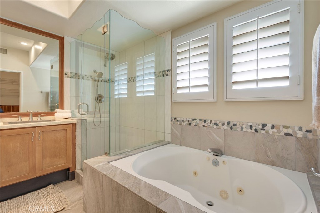 2600 213 Newport Property Photo 29