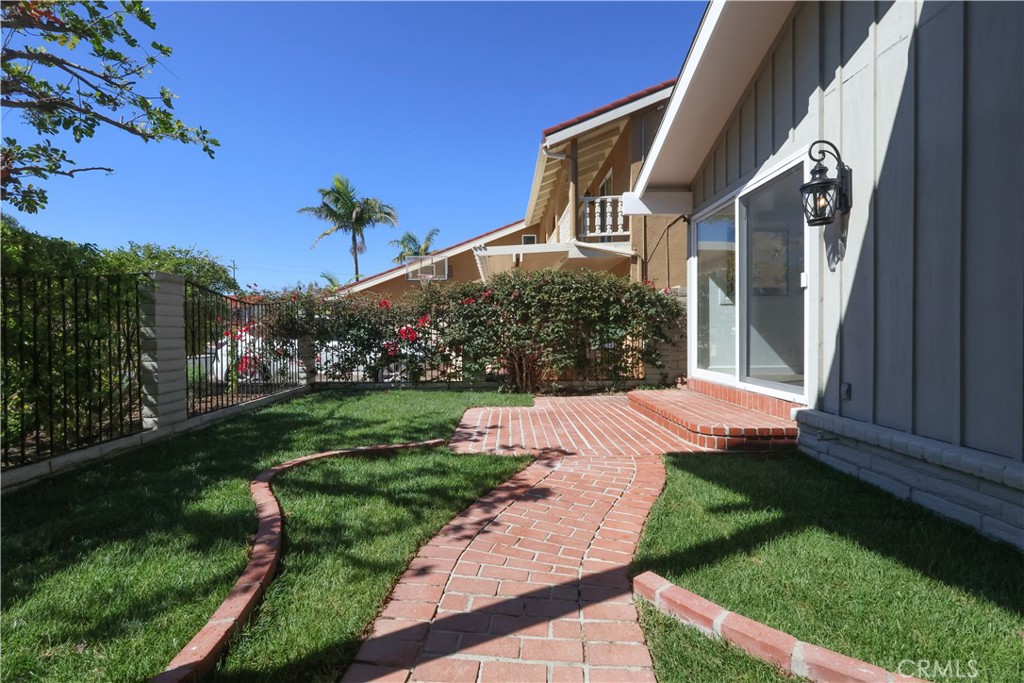 6541 Segovia Property Photo 30