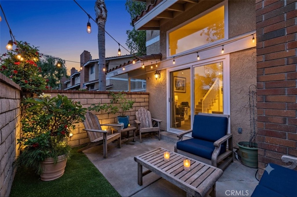 21038 Poolside Property Photo 27