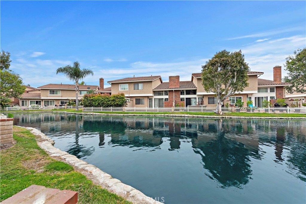 21038 Poolside Property Photo 38
