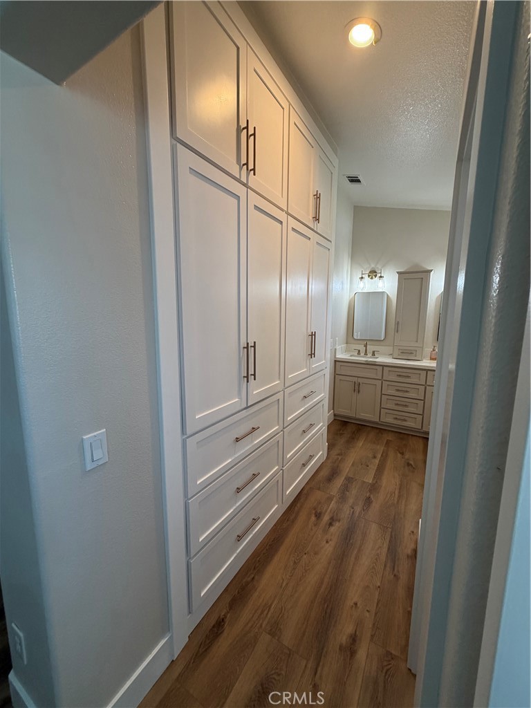 5846 Mimosa Court Property Photo 12