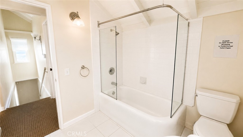 1461 Glenneyre B Property Photo 18