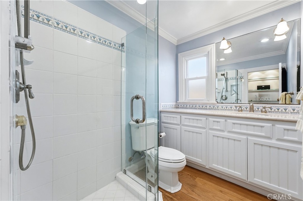 1617 E Balboa Boulevard Property Photo 18