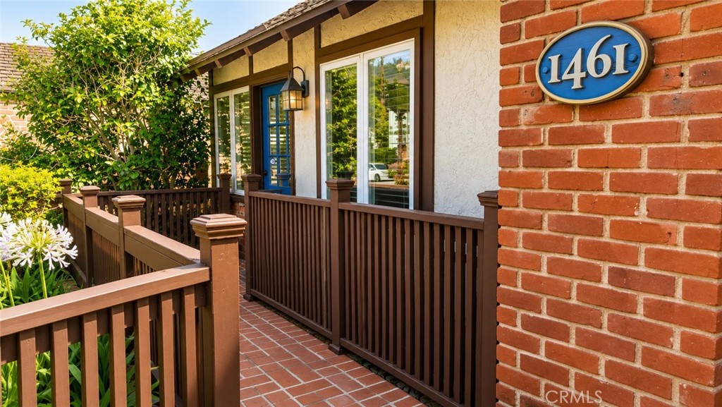 1461 Glenneyre C Property Photo 1
