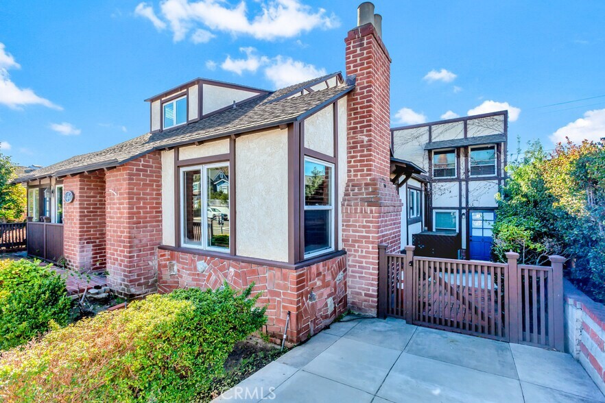 1461 Glenneyre C Property Photo 16
