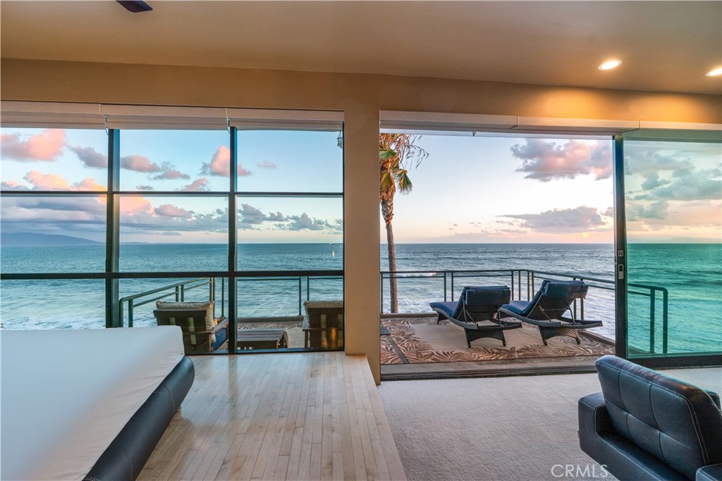 35121 Beach Road Property Photo 4