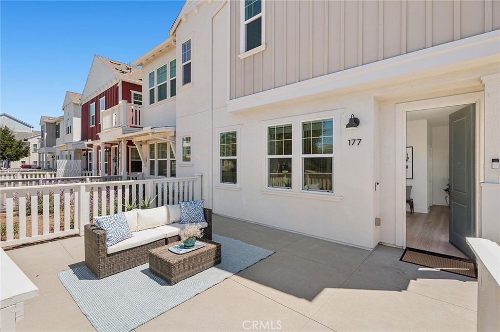177 Patria Property Photo 2