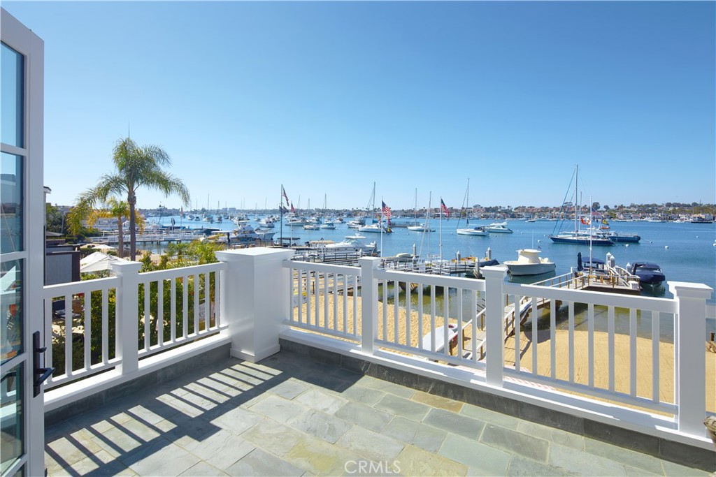 1324 E Balboa Boulevard Property Photo 36