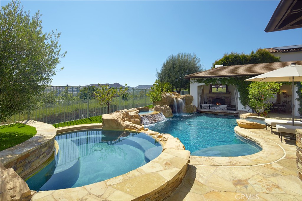 17 Long View Road Property Photo 49