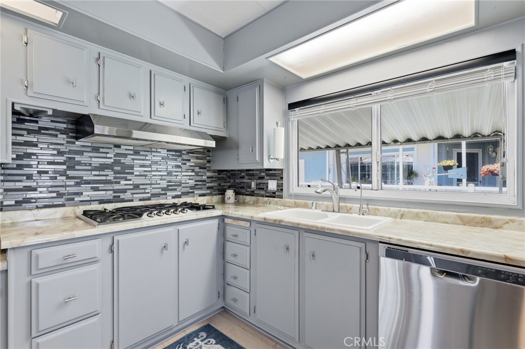 20701 Beach Boulevard 257 Property Photo 15