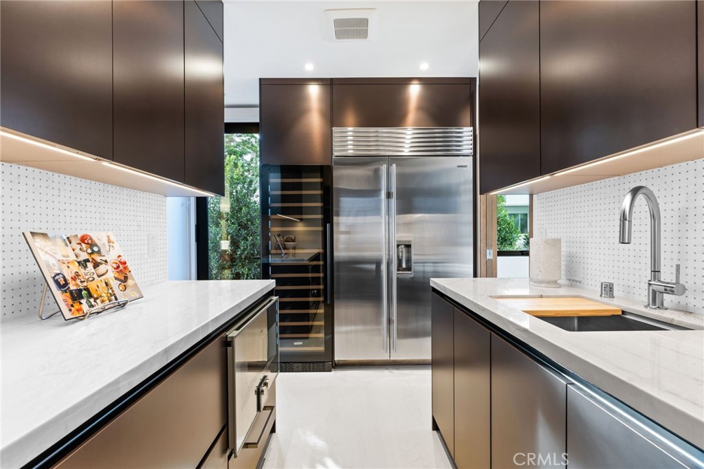 2711 Ebbtide Road Property Photo 17