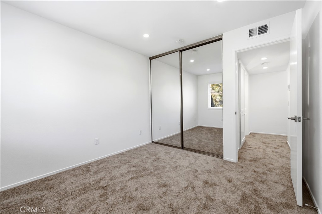 1651 Iowa Street C Property Photo 17