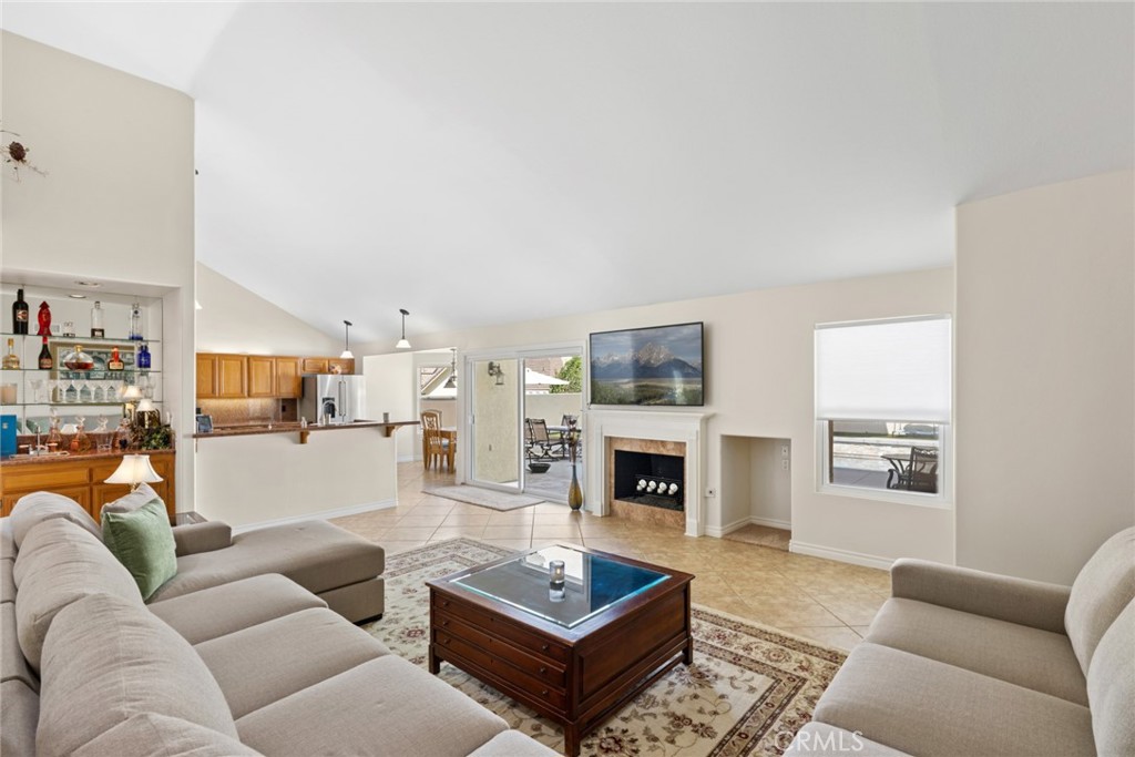 2017 Windemere Way Property Photo 6