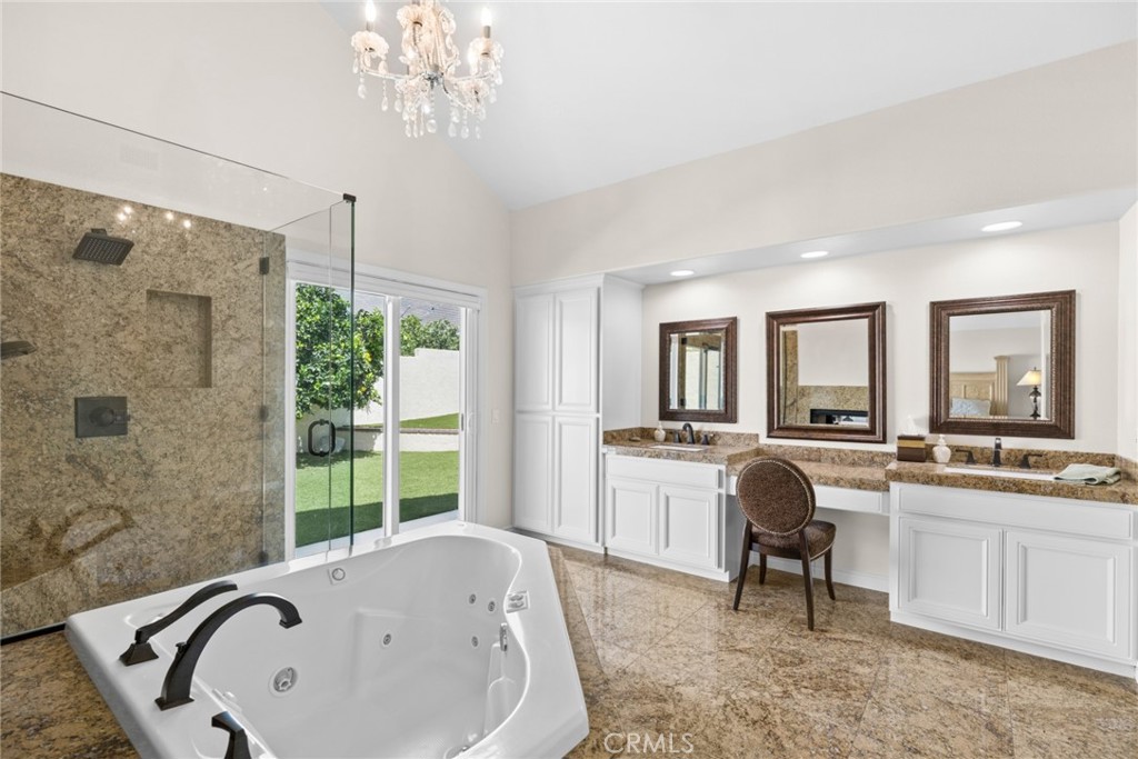 2017 Windemere Way Property Photo 19