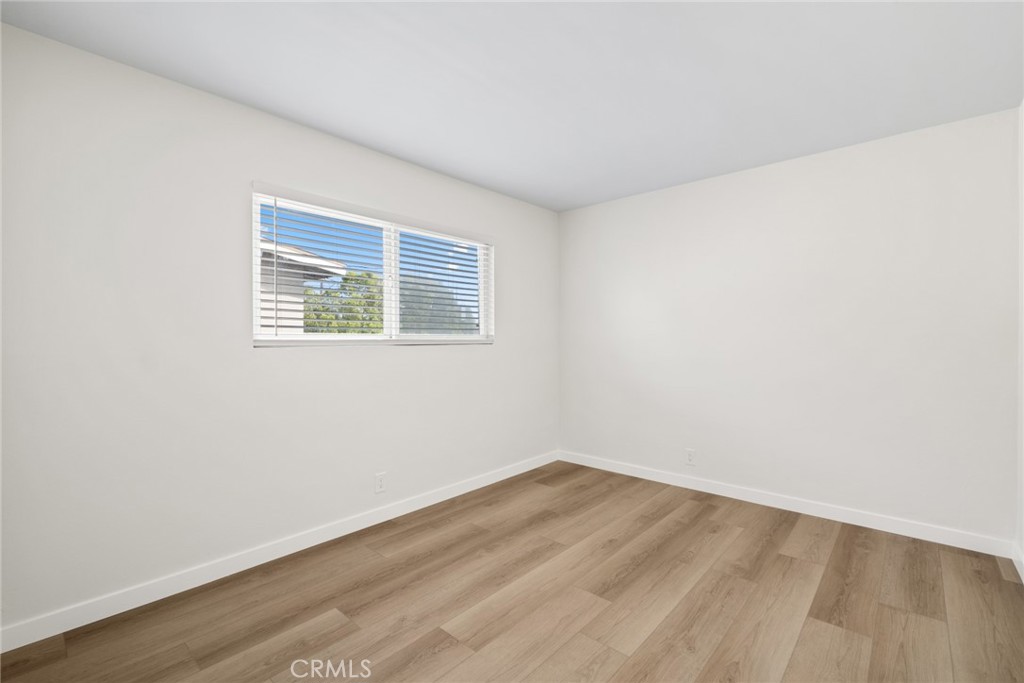 121 E Bay St D Property Photo 13