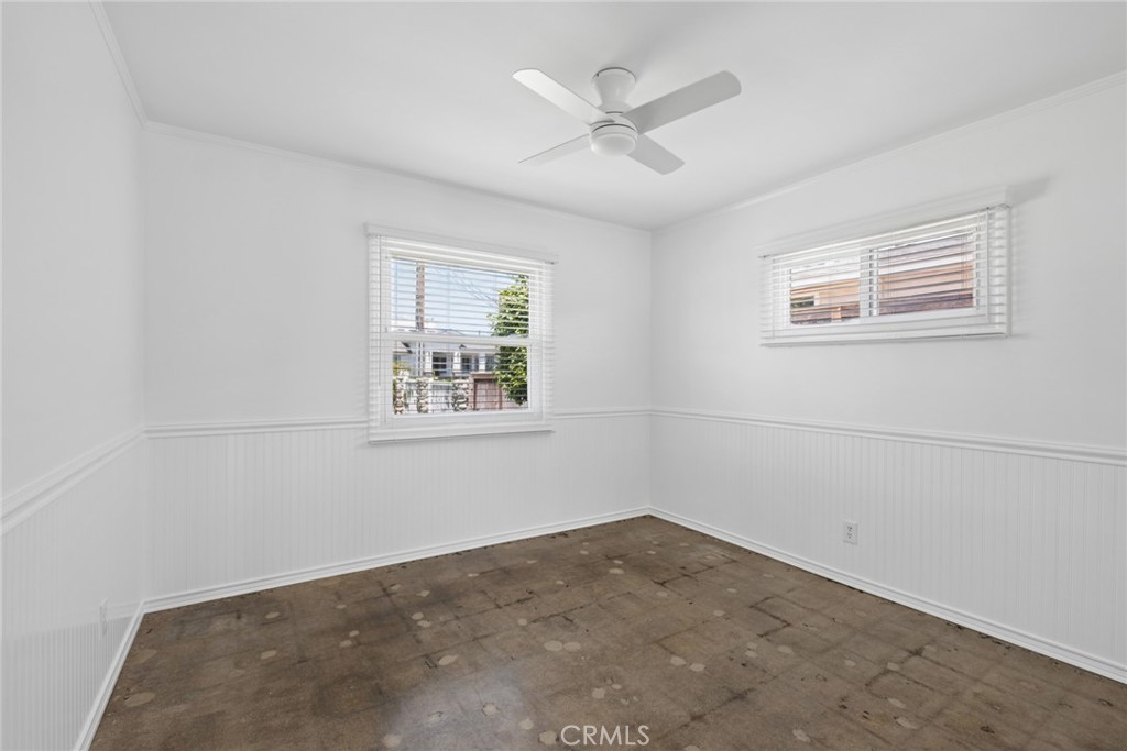 241 E 21st Street Property Photo 13
