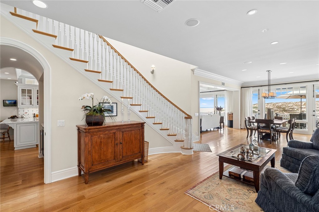 1550 E Oceanfront Property Photo 2